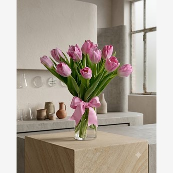 Pink Tulip Bouquet in Vase
