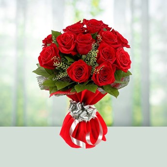 Bunch of 12 Red Roses with Net Packing