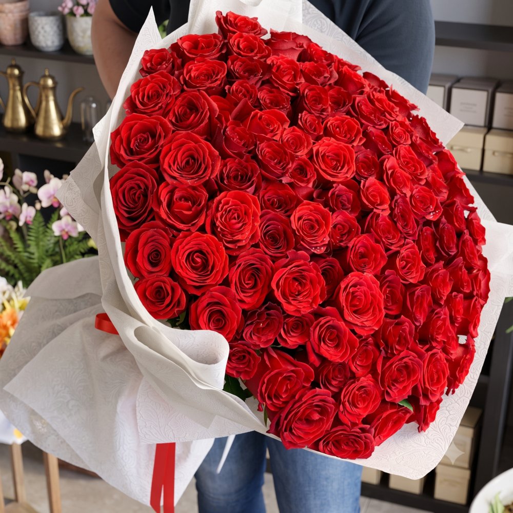 Arrangement of 100 Red Roses