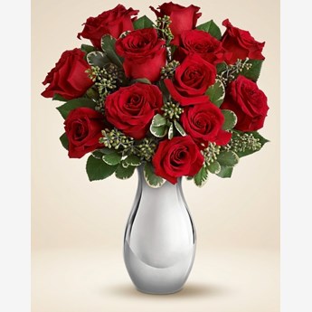 12 Red Rose Vase
