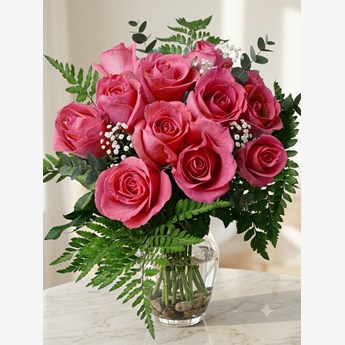 12 Pink Roses in Vase