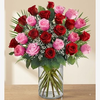 Red Pink Rose Arrangement